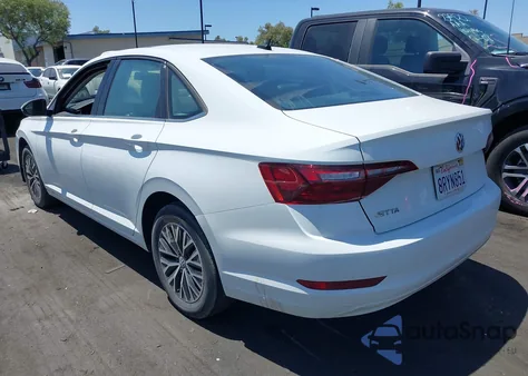 2020 Volkswagen Jetta 1.4T R-Line/1.4T S/1.4T Se z USA, uszkodzony, nr VIN 3VWCB7BU5LM071404